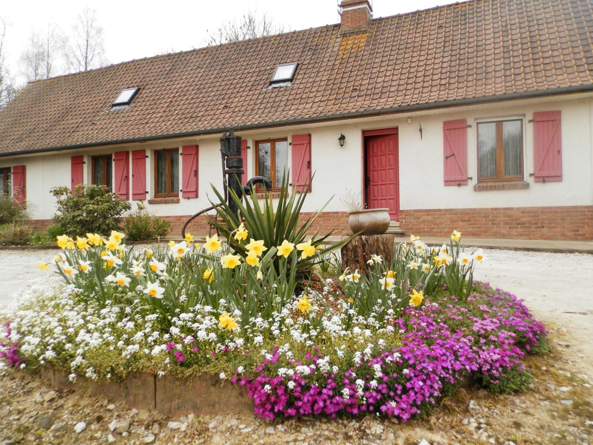 Chambres Et Table D'Hotes Les Trois Marquets Bourthes Exteriör bild